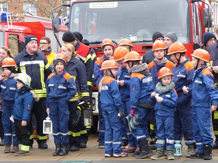 Friedenslicht wurde &uuml;bergeben