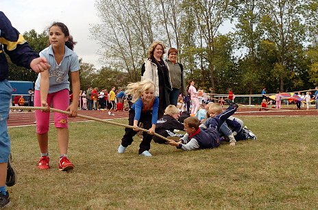 Grundschulsporttag auf dem Hohe-Kreuz-Sportplatz