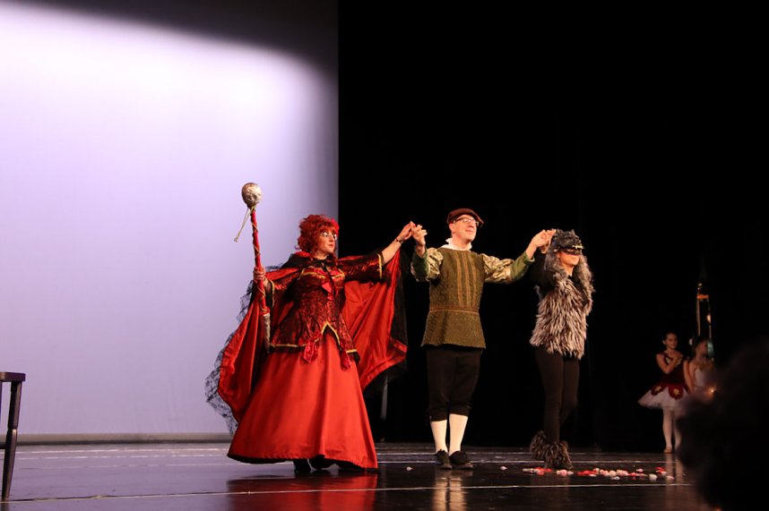 "Die Sch&ouml;ne und das Biest"