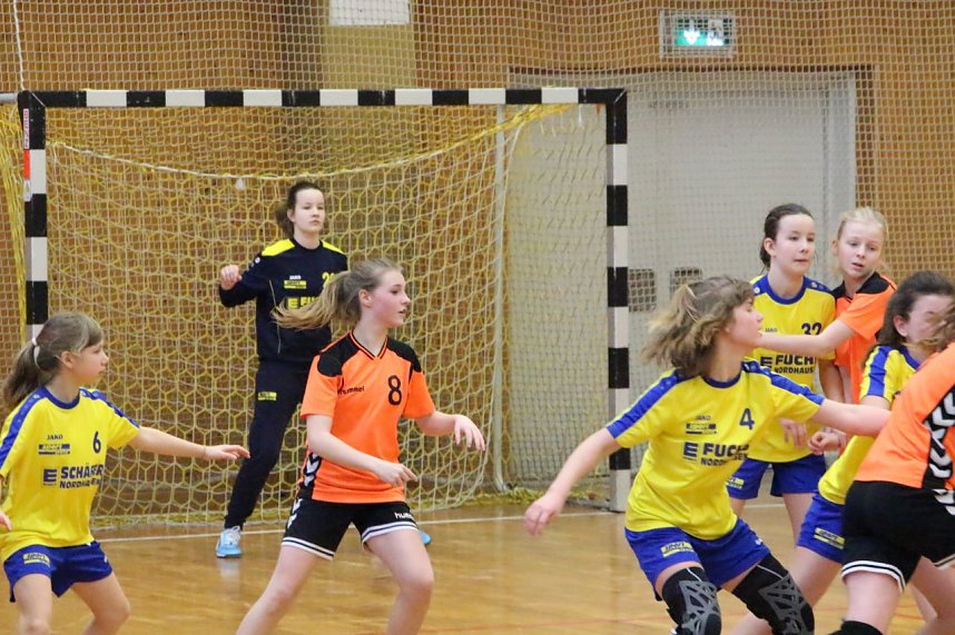 Vom weiblichen Handballnachwuchs des Nordh&auml;user SV