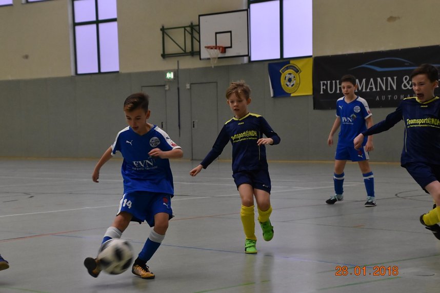 E1 Siegreich beim Hallencup