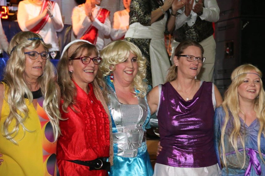 Weiberfastnacht in Krimderode