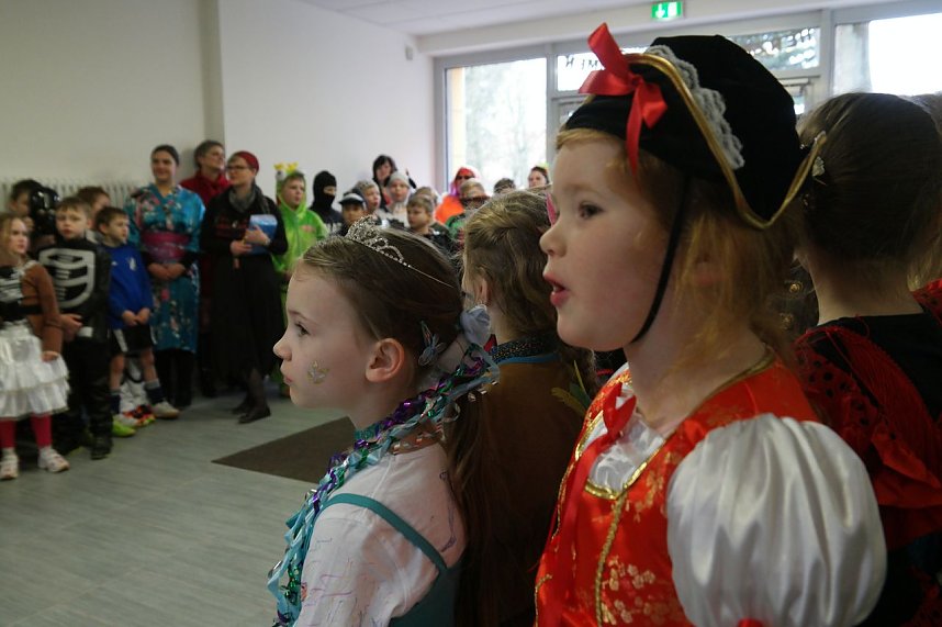 Neuer Turnraum in Gro&szlig;wechsungen eingeweiht