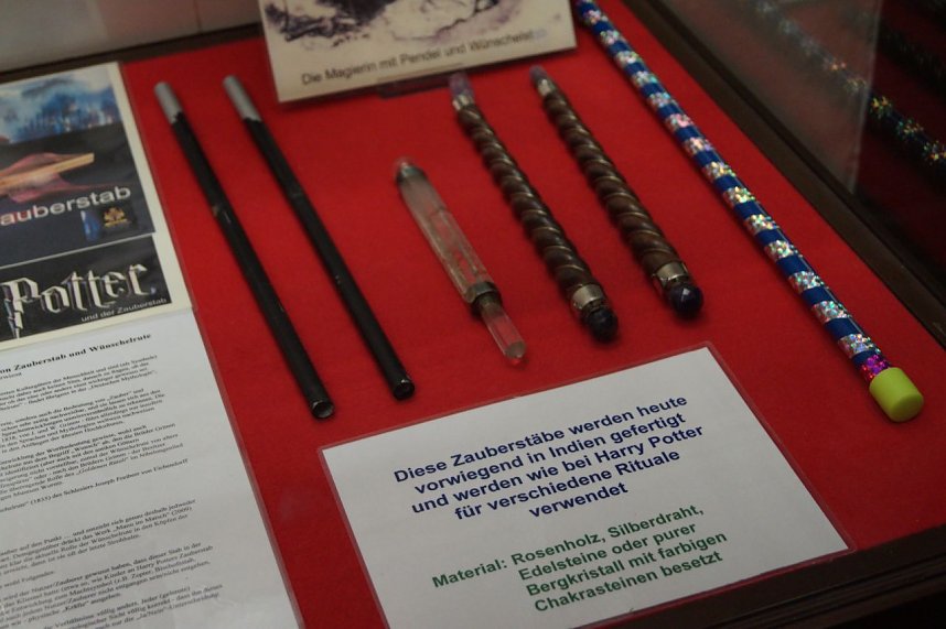 Vernissage er&ouml;ffnet - W&uuml;nschelrute