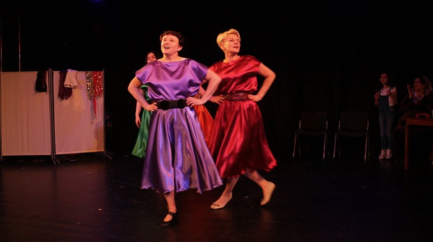 Tanztheater zum Weltfrauentag