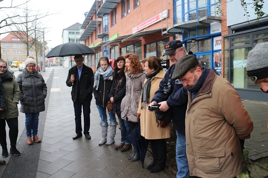 Vier neue Stolpersteine gesetzt