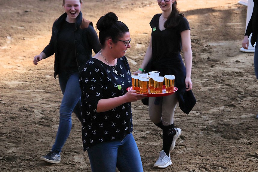 Hoffest und Reitturnier in Wollersleben