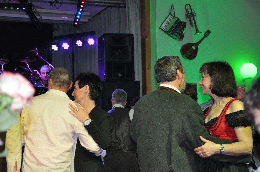 Kreisj&auml;gerschaft lud zum Ballabend