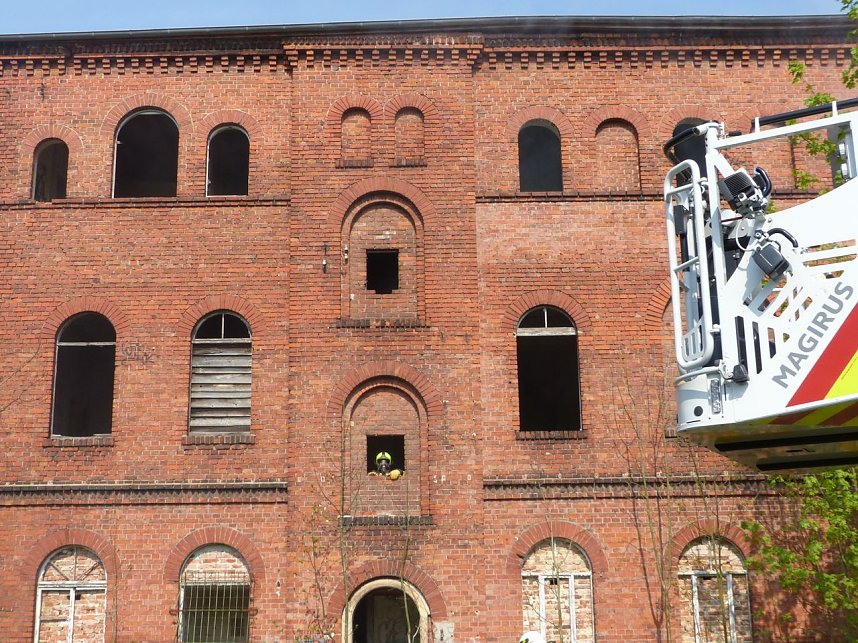 Brand auf Gaswerk-Gel&auml;nde