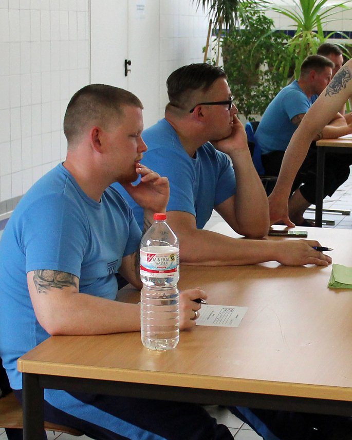 Sekunden vor der Hatz nach Bahnen