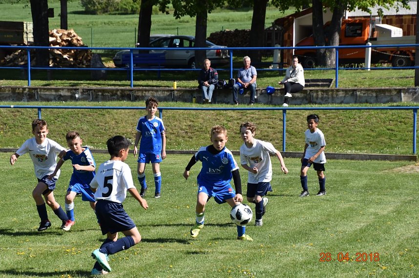 Tabellenf&uuml;hrung gegen Ro&szlig;leben behauptet