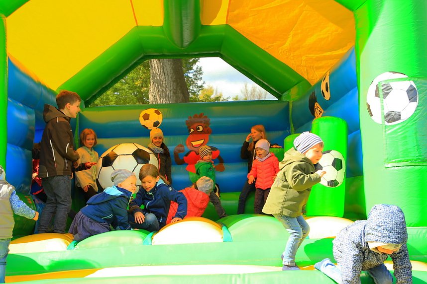 Maibaumsetzen in Wolkramshausen