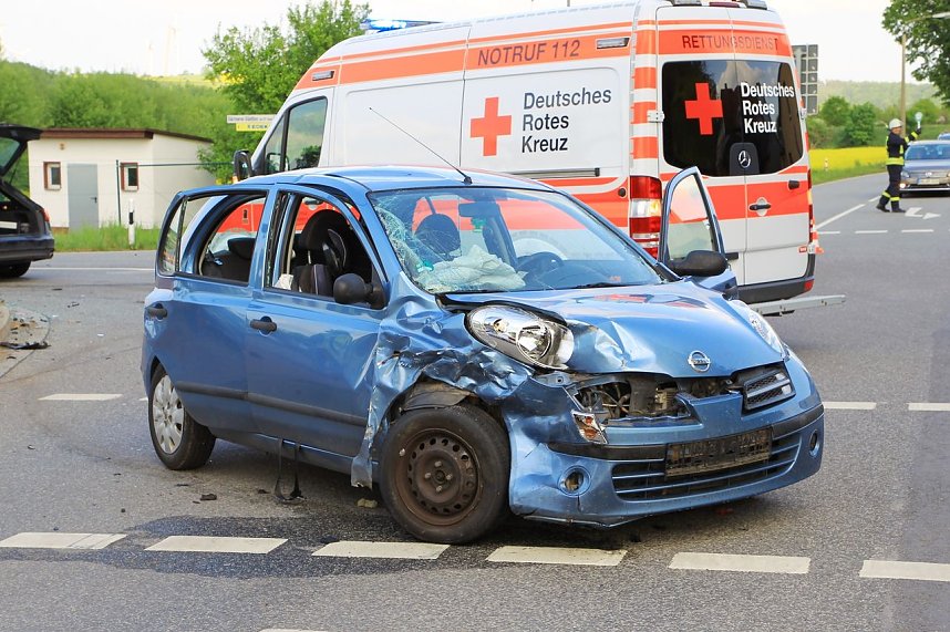 F&uuml;nf Verletzte bei Unfall in Kleinfurra
