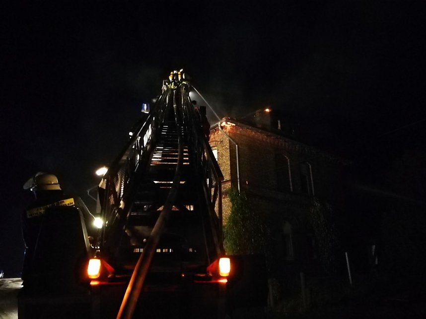 Geb&auml;ude brannte in Wolkramshausen