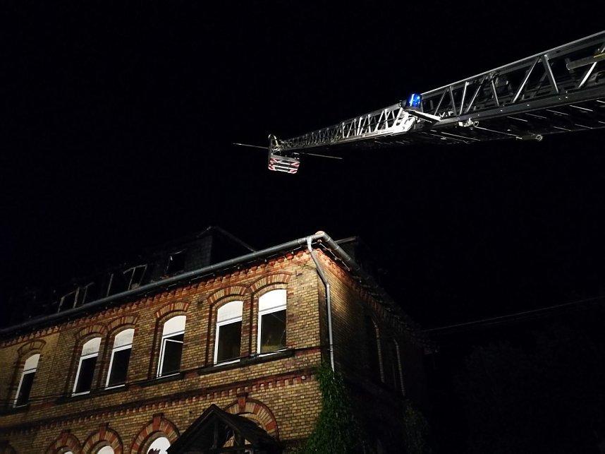 Geb&auml;ude brannte in Wolkramshausen