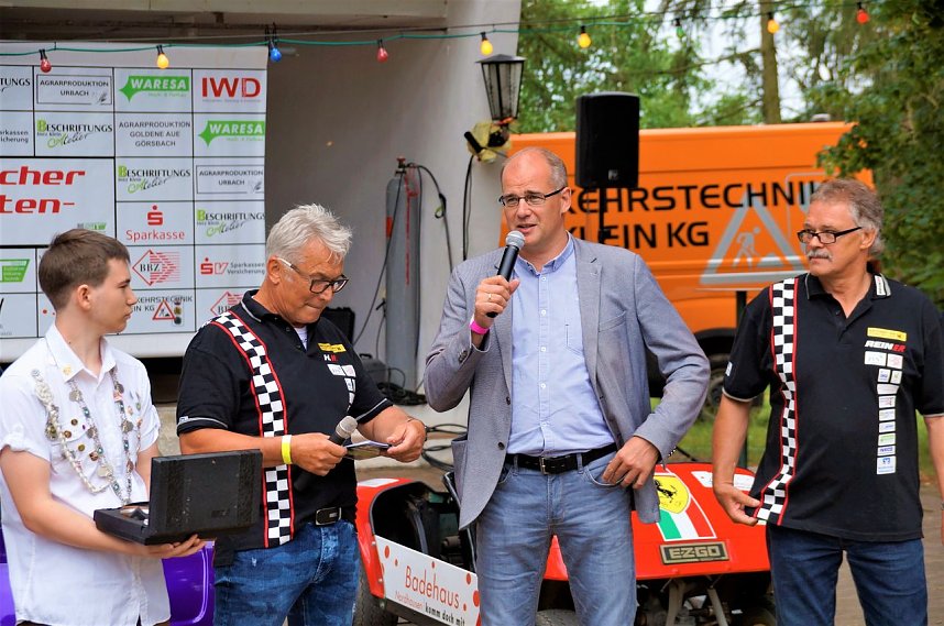 Qualmende Reifen und jede Menge Spa&szlig;