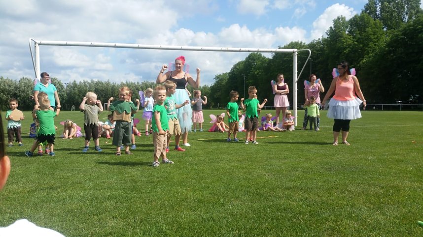 Elfen und Trolle zu Gast in Urbach