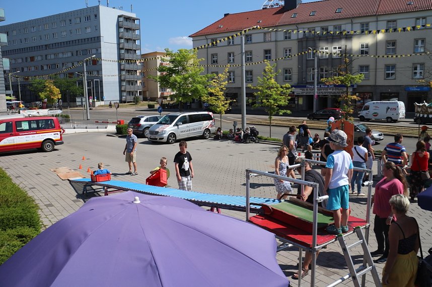 Knax-Kinderfest auf dem Parkplatz der Kreissparkasse Nordhausen