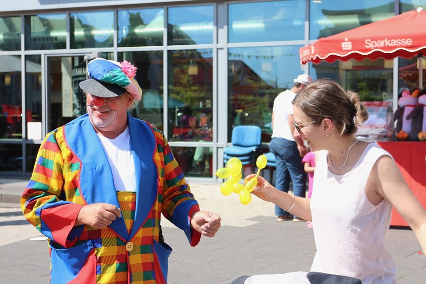 Knax-Kinderfest auf dem Parkplatz der Kreissparkasse Nordhausen
