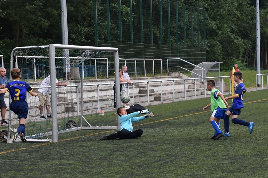 Wacker E 1 vorzeitig Nordth&uuml;ringer Kreismeister