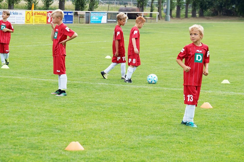 Titel geholt: Urbacher Fu&szlig;ballnachwuchs wird Kreismeister