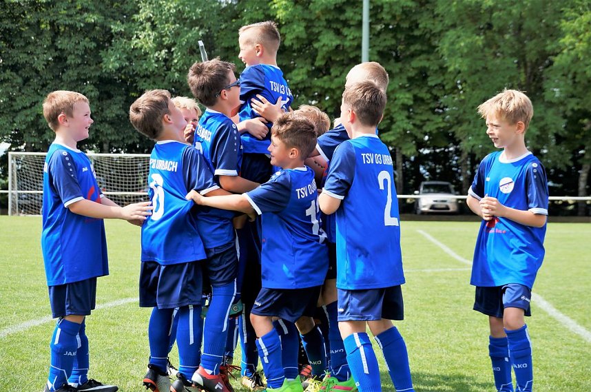 Titel geholt: Urbacher Fu&szlig;ballnachwuchs wird Kreismeister
