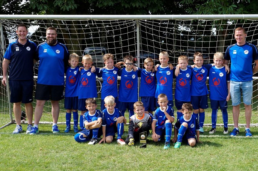 Titel geholt: Urbacher Fu&szlig;ballnachwuchs wird Kreismeister