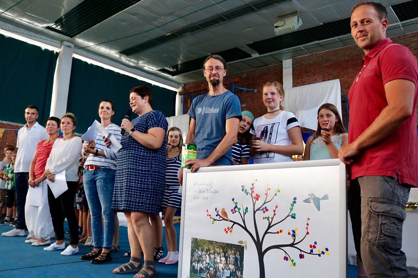 Grundschule G&ouml;rsbach feiert Abschlussfest