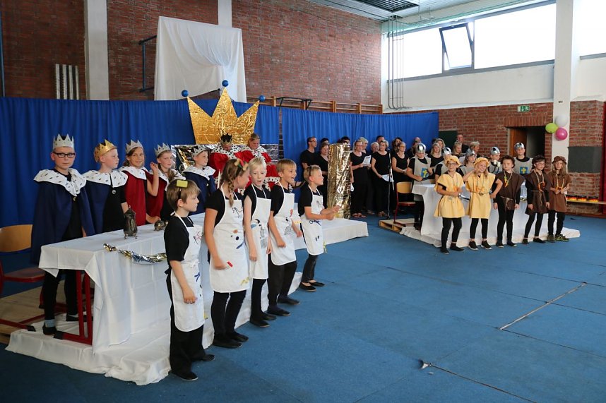 Grundschule G&ouml;rsbach feiert Abschlussfest