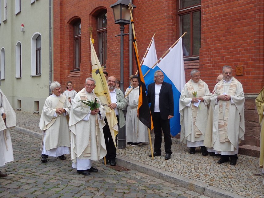 Festliches Hochamt mit Bischof Neymeyr im Nordh&auml;user Dom