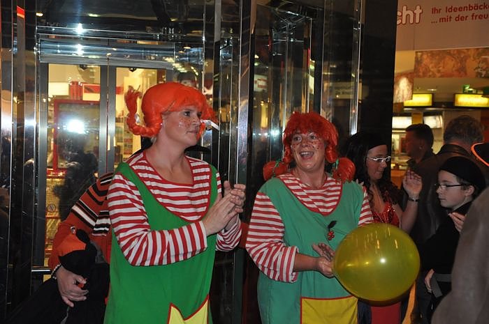 Karneval in der Galerie