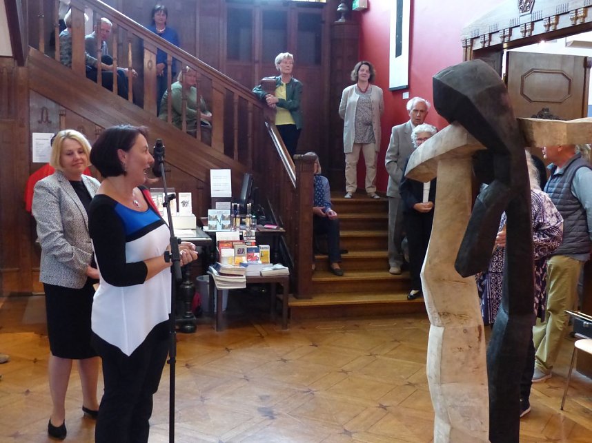 Mit der Wachheit der Sinne � aus der Tiefe der Stille, neue Ausstellung im Kunsthaus