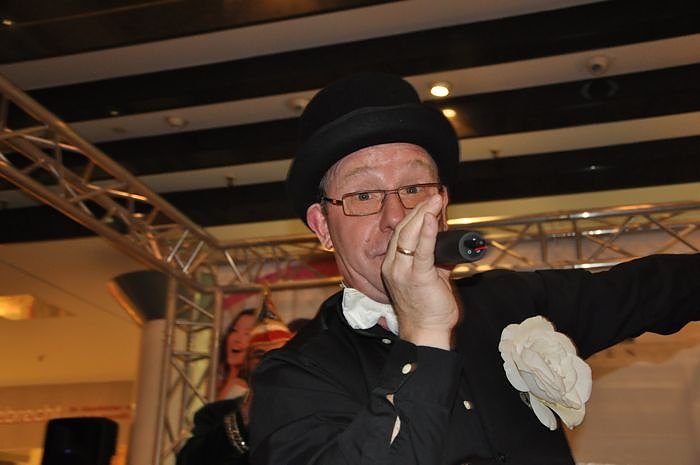 Karneval in der Galerie