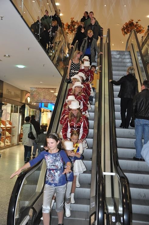 Karneval in der Galerie