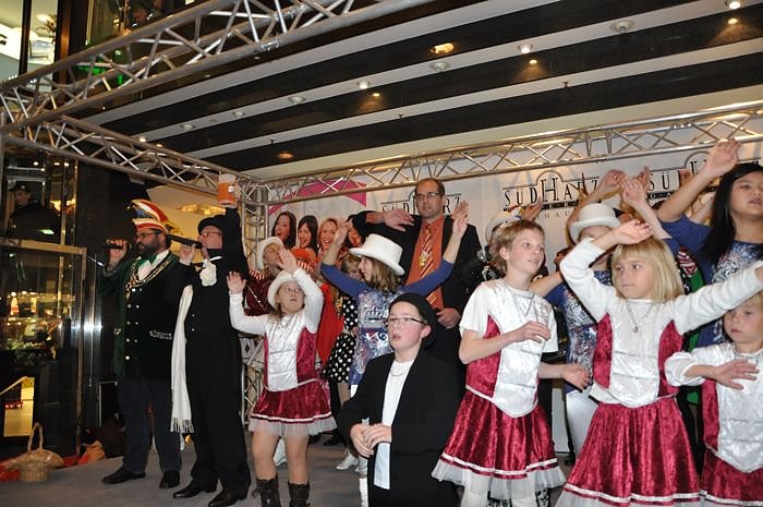 Karneval in der Galerie