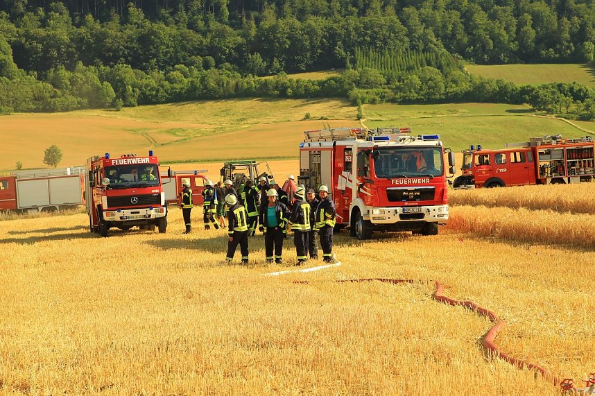 M&auml;hdrescher brannte aus
