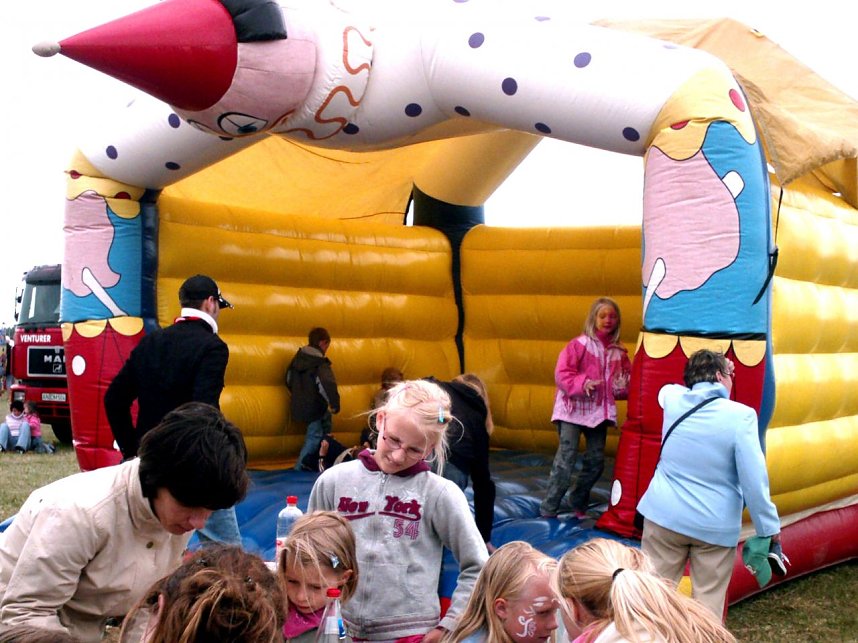 See in Flammen/H&uuml;pfburg