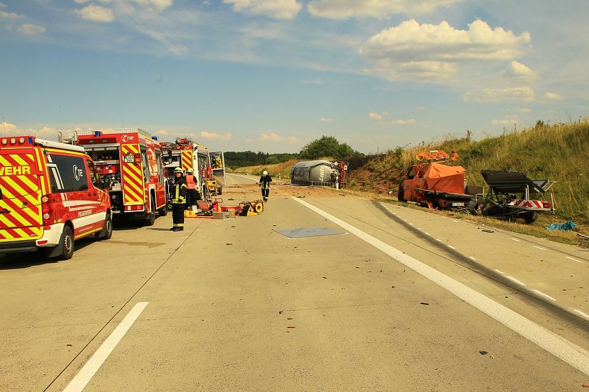 Ein Toter bei Unfall auf der A 38