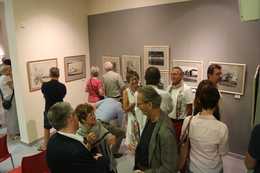 Reich bebildert - die Flohburg zeigt eine Ausstellung zum Wiederaufbau Nordhausens