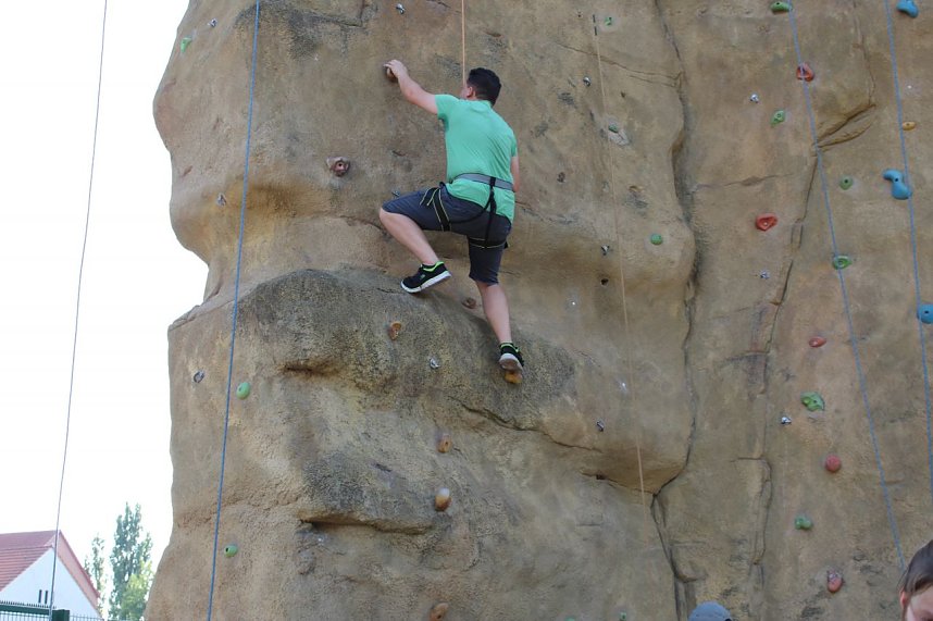 50% Politik, 50% Spa&szlig;