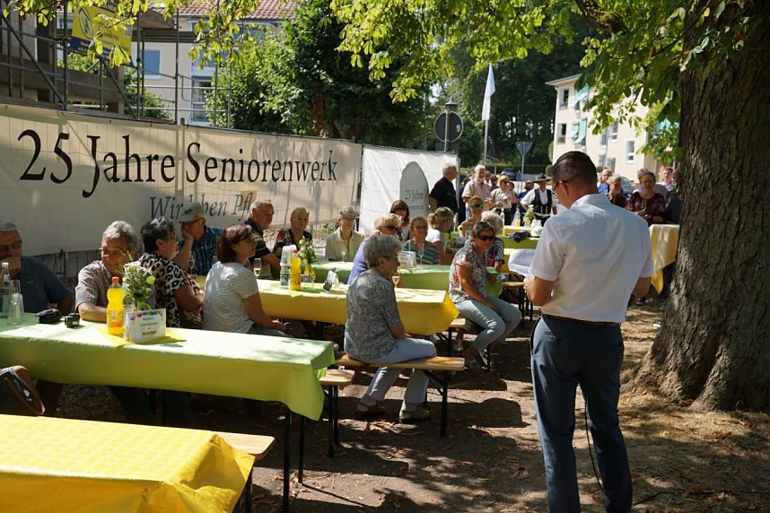 Wohnen am Schwanenteich: Seniorenwerk feiert Richtfest in Ellrich