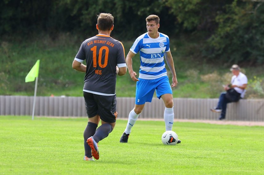 Entscheidung im Elfmeter-Schie&szlig;en