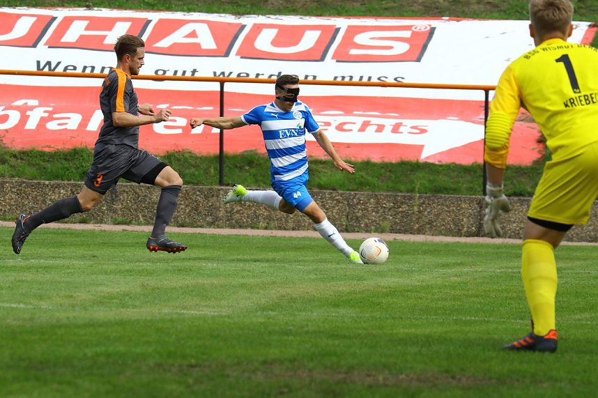 Entscheidung im Elfmeter-Schie&szlig;en