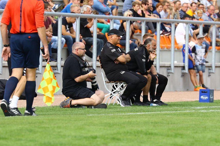 Entscheidung im Elfmeter-Schie&szlig;en