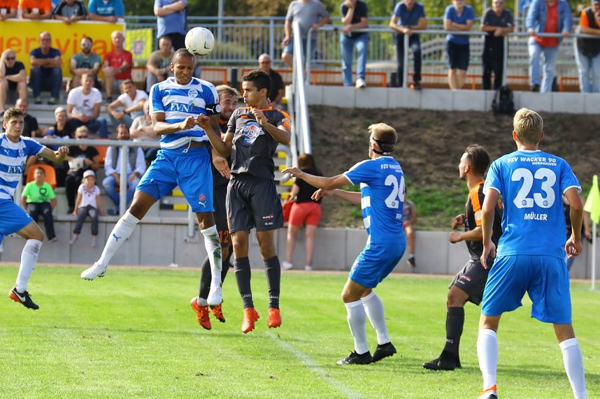 Entscheidung im Elfmeter-Schie&szlig;en