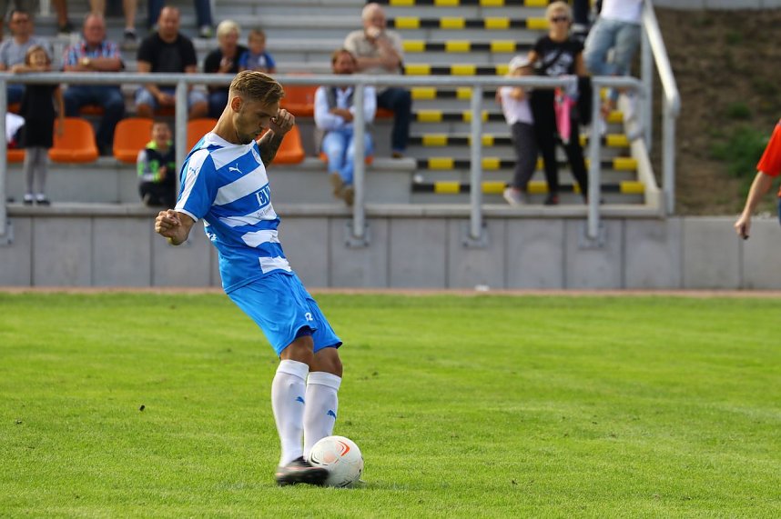 Entscheidung im Elfmeter-Schie&szlig;en