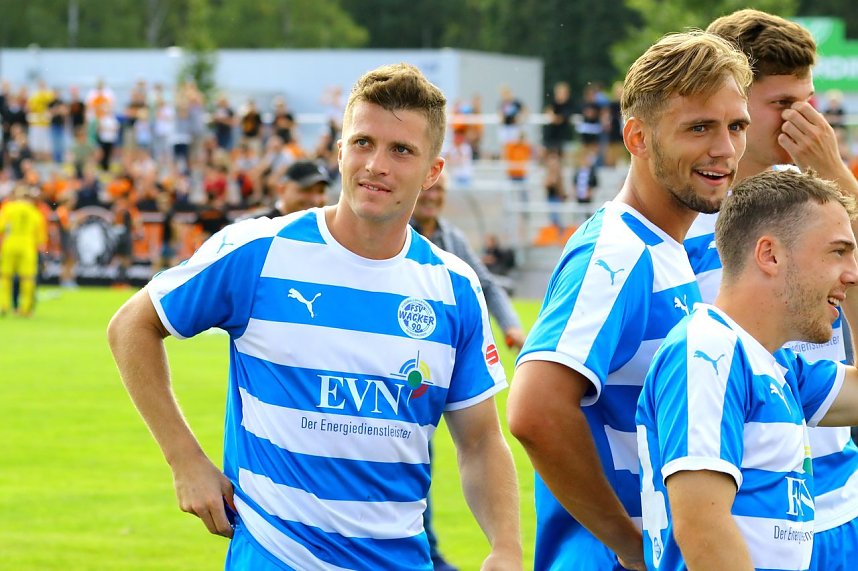 Entscheidung im Elfmeter-Schie&szlig;en