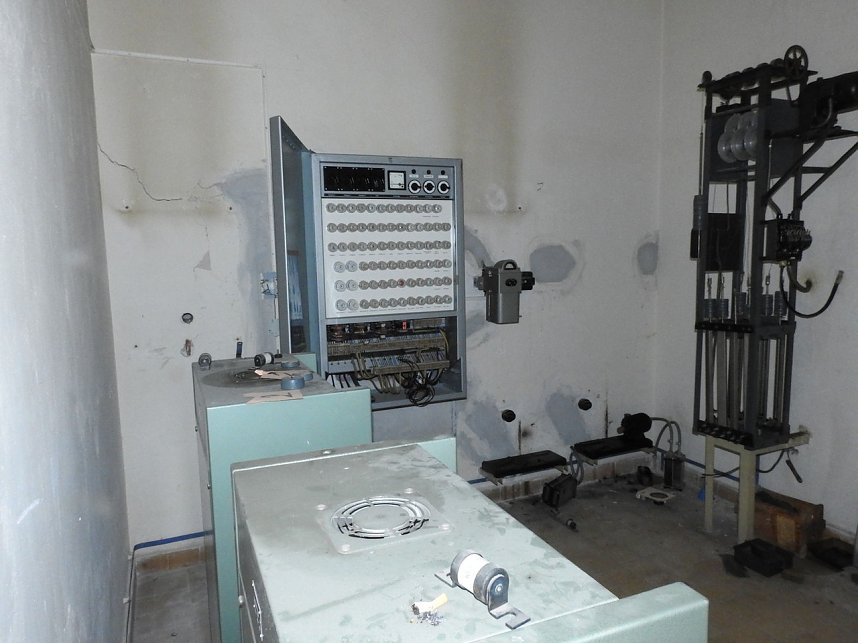 Erst Nazis, dann die SED