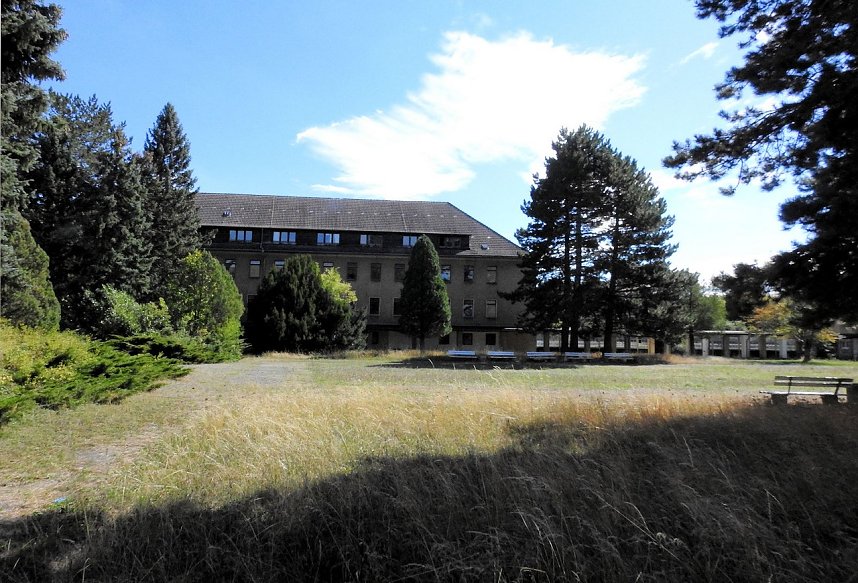 Erst Nazis, dann die SED