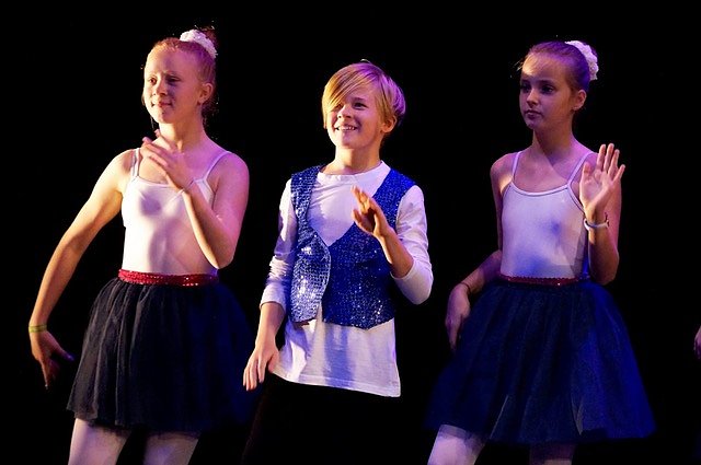 Tanzstudio Radeva beim Theaterfest